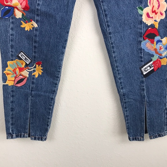 Zara - floral patch mom fit jeans - Picture 6 of 7